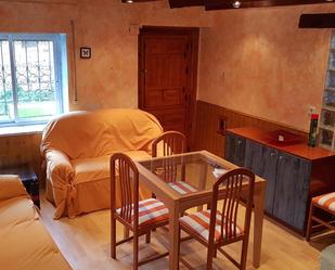 Sala d'estar de Casa adosada en venda en Valle de las Navas