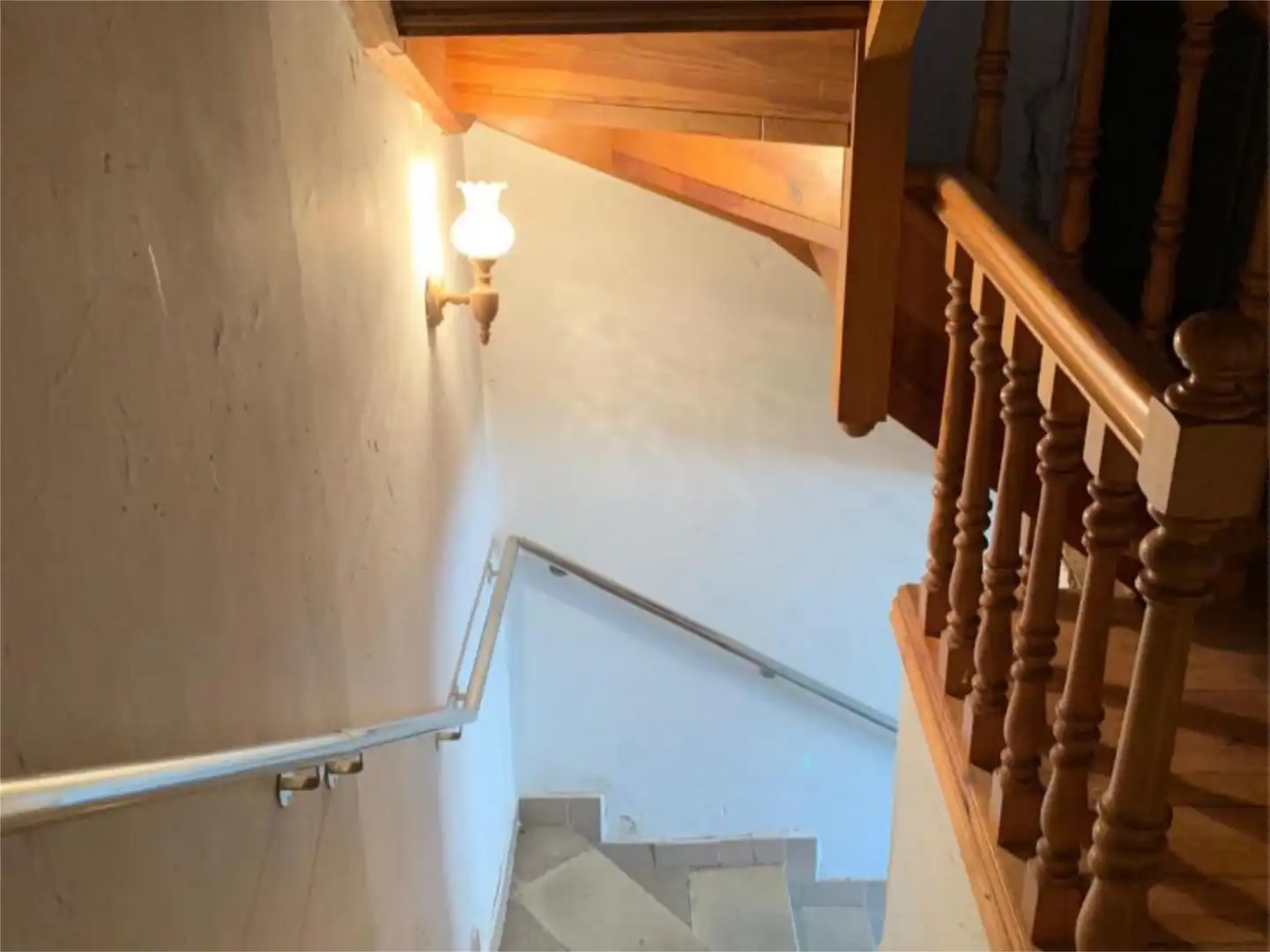 Einfamilien-Reihenhaus zum Verkauf in Villamayor de los Montes mit Abstellraum und Möbliert