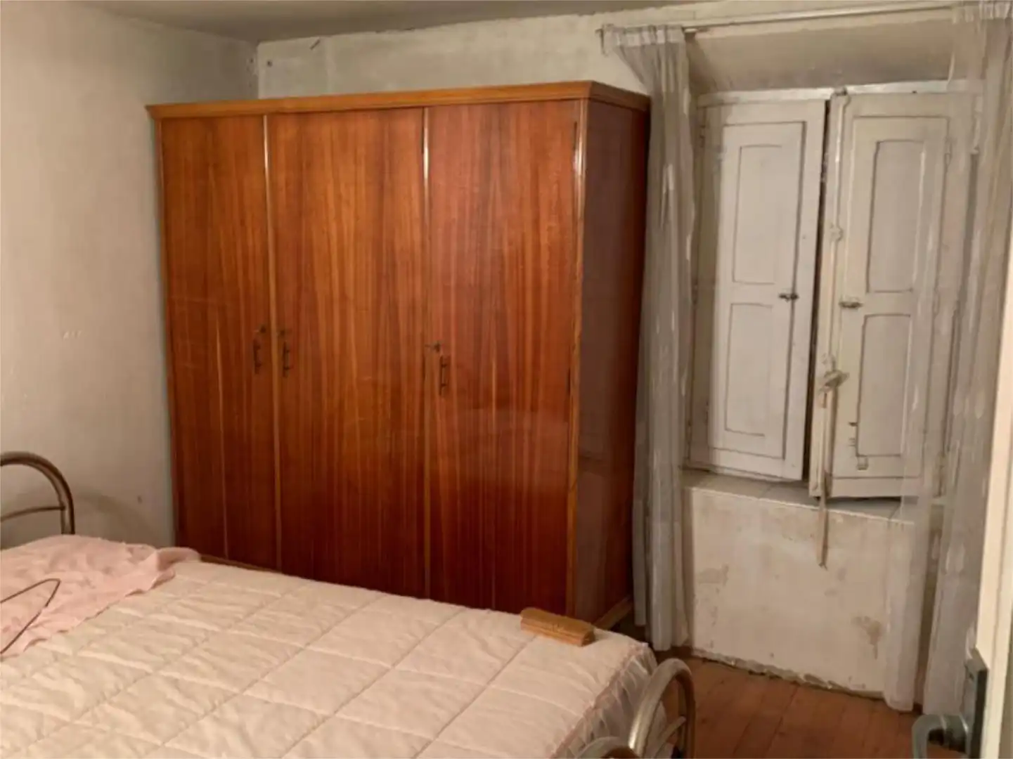 Schlafzimmer von Einfamilien-Reihenhaus zum Verkauf in Villamayor de los Montes mit Abstellraum und Möbliert