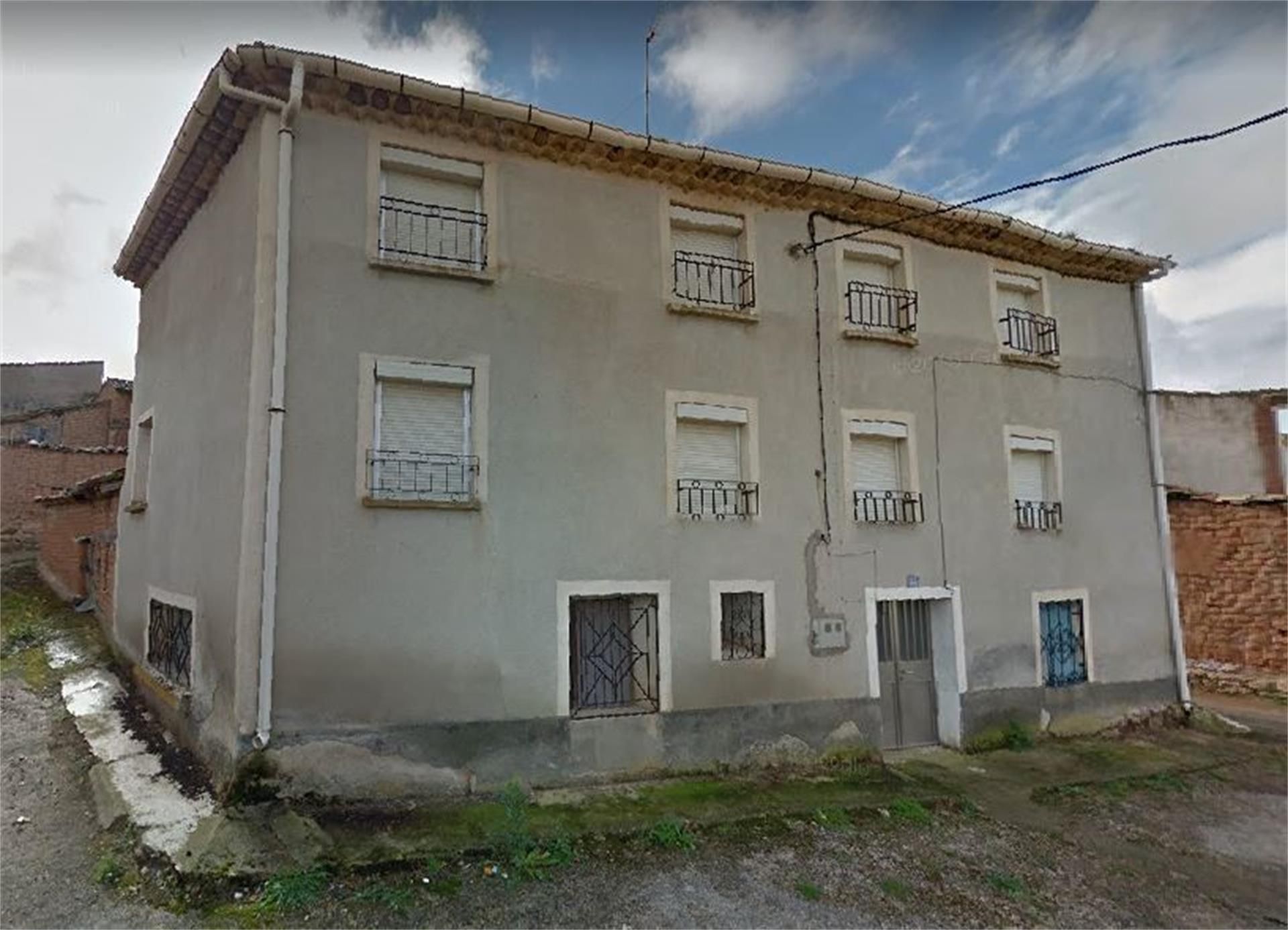 Exterior view of House or chalet for sale in Villamayor de los Montes  with Storage room