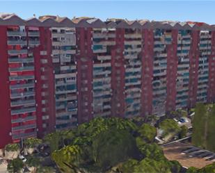 Exterior view of Flat for sale in L'Hospitalet de Llobregat  with Air Conditioner, Terrace and Balcony