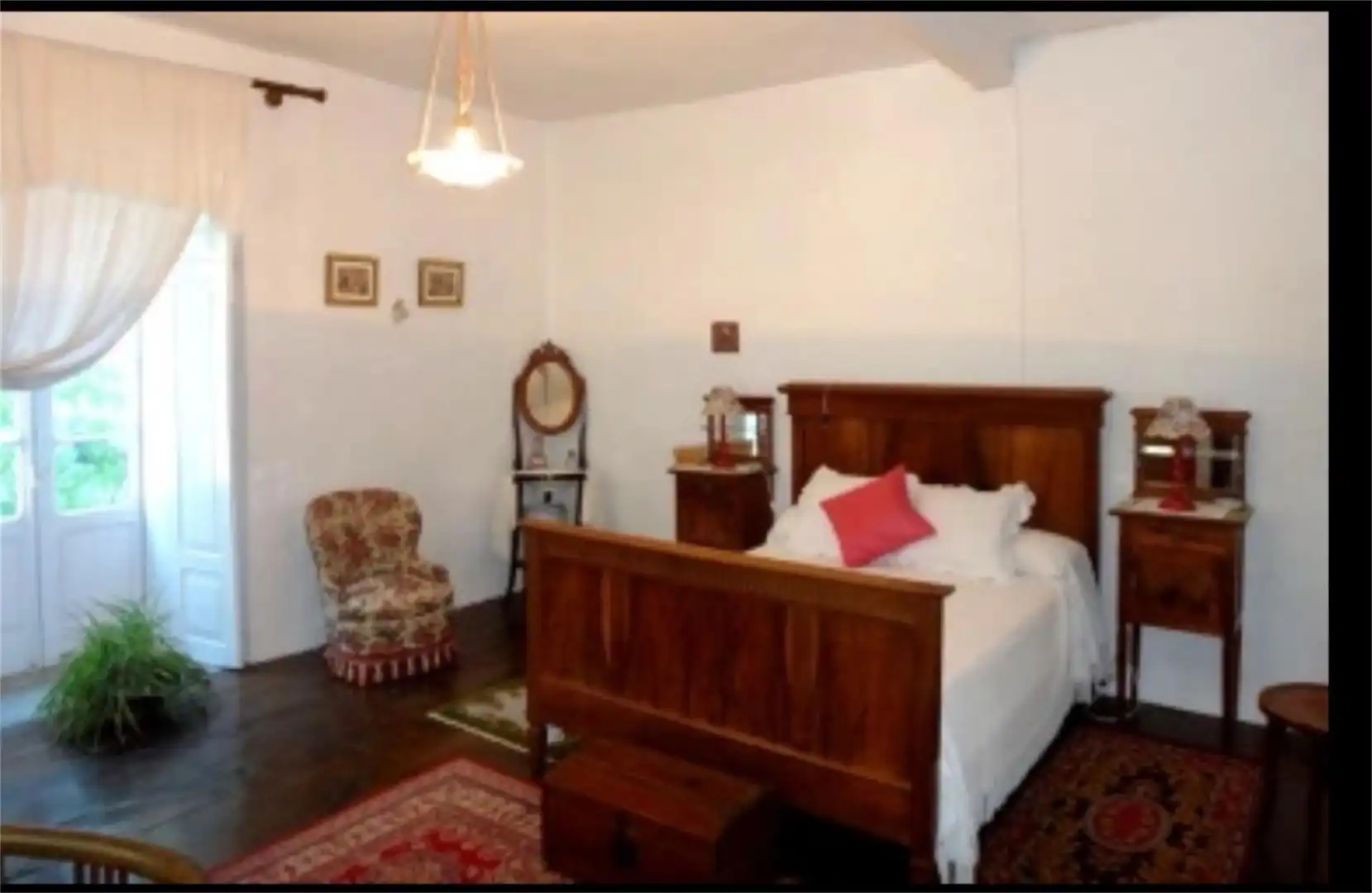 Casa o chalet en venta en Rúa Real, 10, A Pobra de Trives Habitación de Casa o chalet en venta en A Pobra de Trives con Calefacción, Jardín privado y Parquet