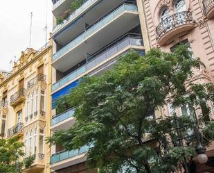 Exterior view of Flat for sale in  Valencia Capital  with Air Conditioner and Balcony