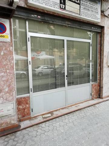Local comercial en Alquiler en Calle Galicia, 20 en El Cerro