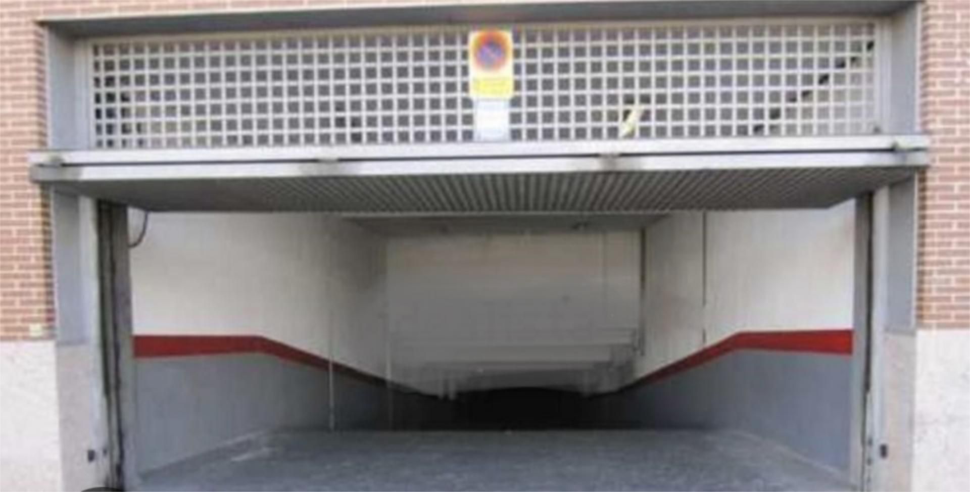 Parking of Garage for rent in Getafe