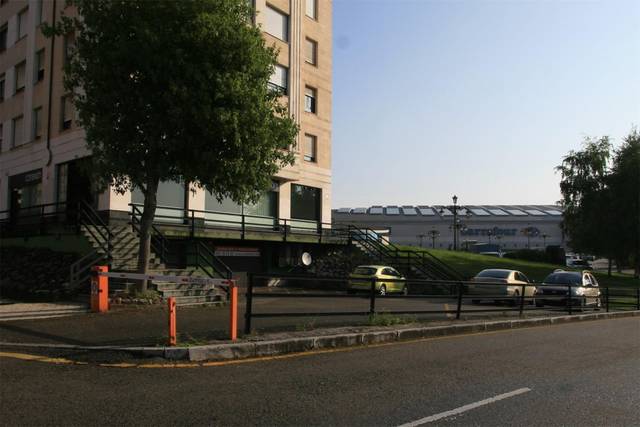 Garaje en Alquiler en Teatinos - Los Prados