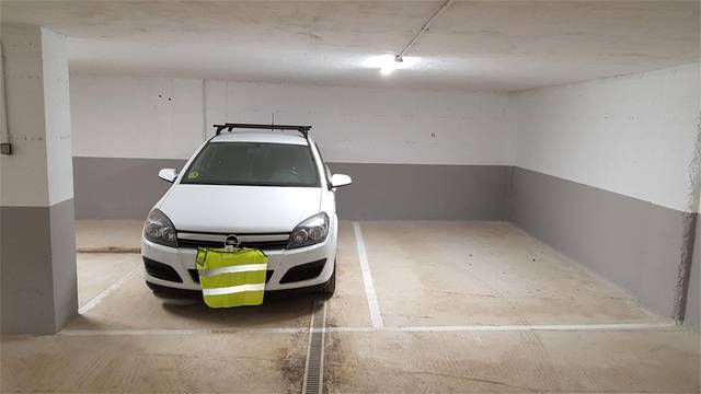 Garaje en Venta en Calle Séneca, 16 en Villarejo de Órbigo