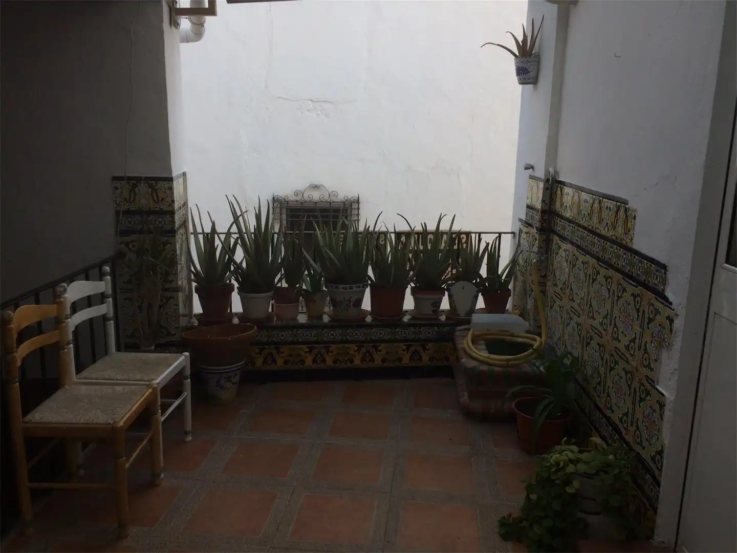 Casa adosada en venda a Calle Fernando de Casas, 5, Alcalá de los Gazules Terrassa de Casa adosada en venda en Alcalá de los Gazules amb Parquet, Terrassa i Moblat