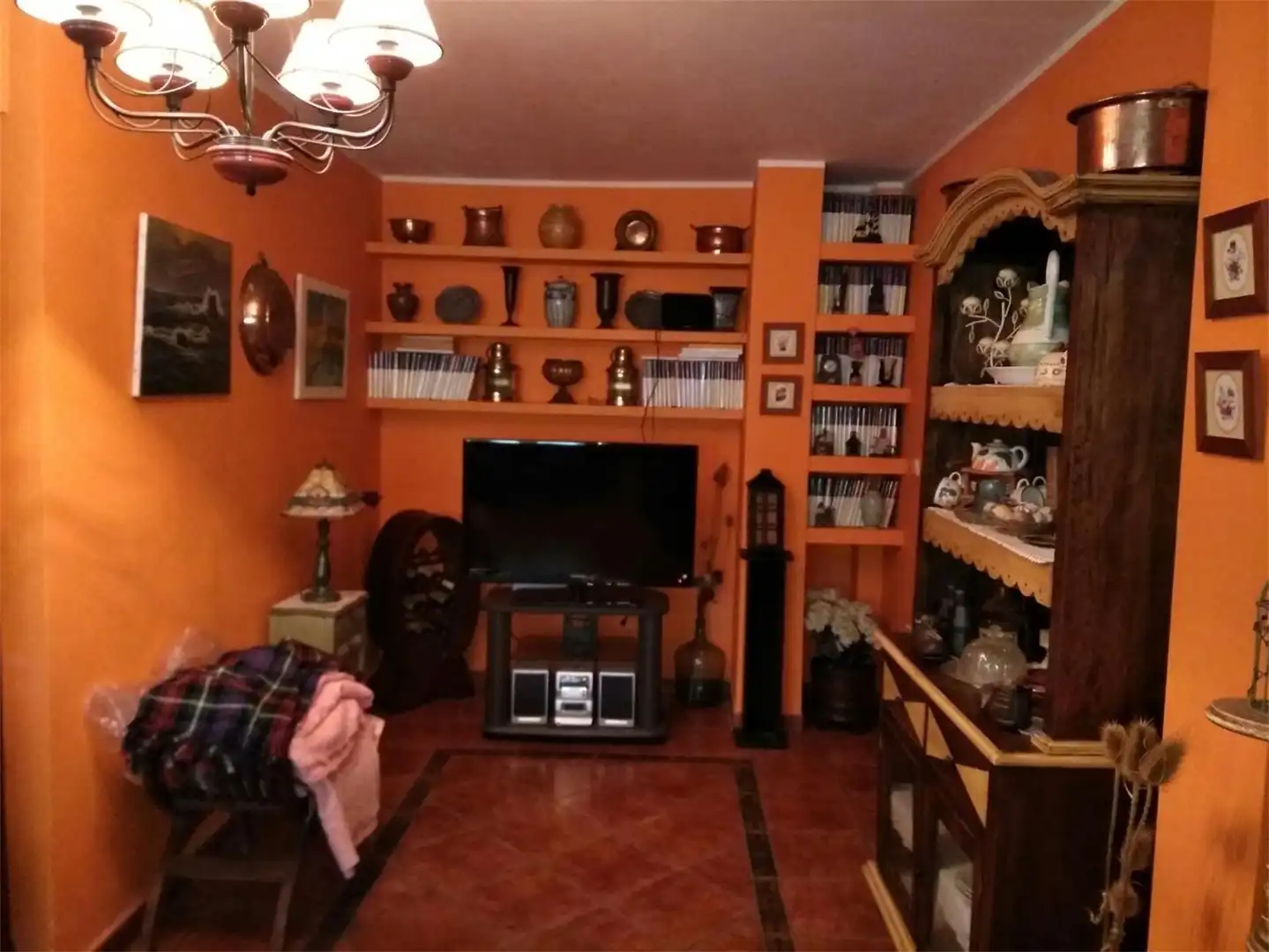 Sala de estar de Casa o chalet en venta en Sotés con Jardín privado, Horno y Lavadora