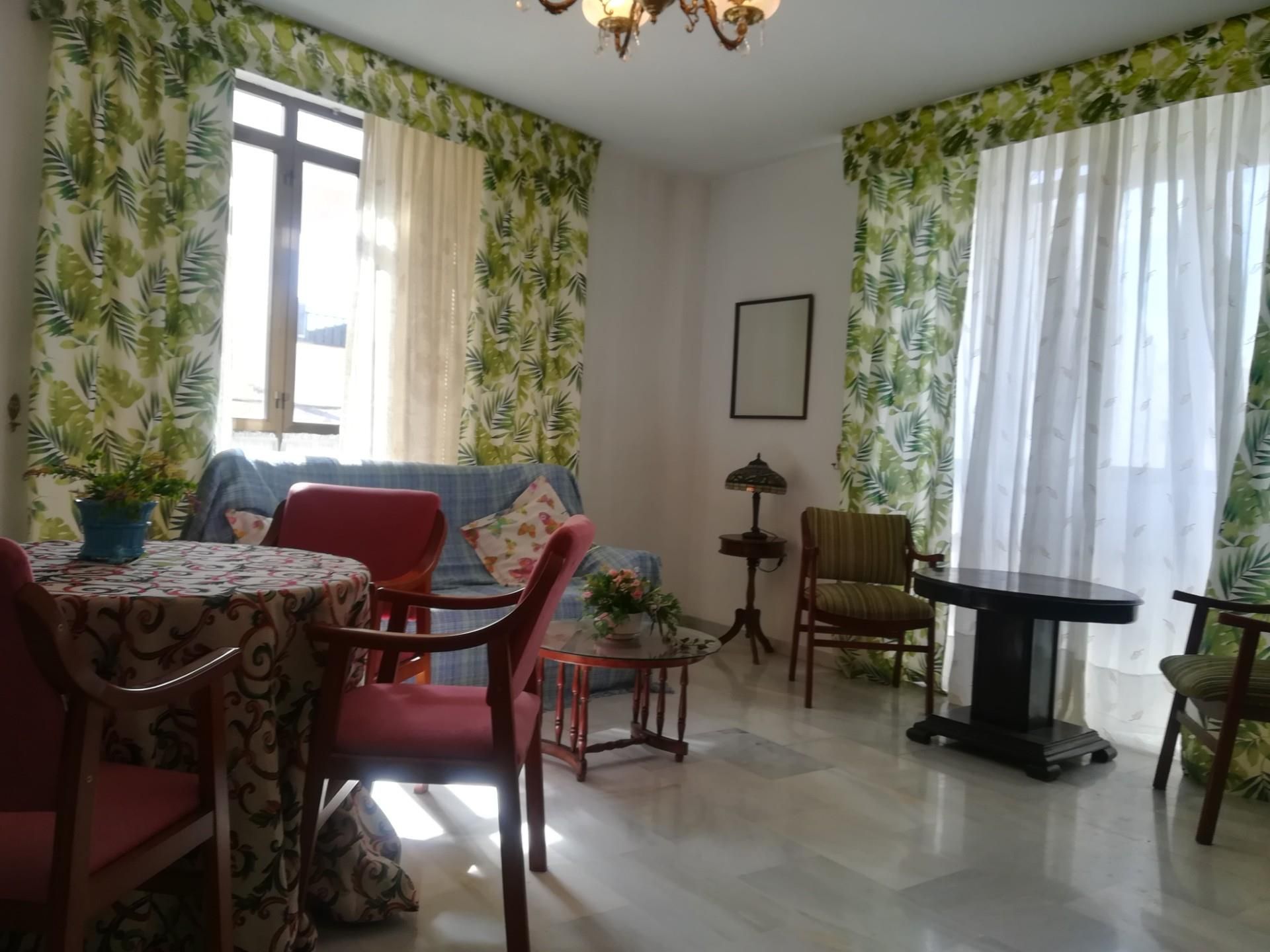Sala de estar de Piso en venta en Baena con Aire acondicionado, Lavadora y Balcón