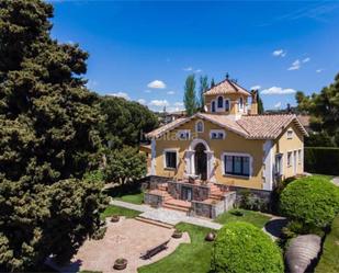 Jardí de Casa o xalet en venda en Sant Fost de Campsentelles amb Terrassa