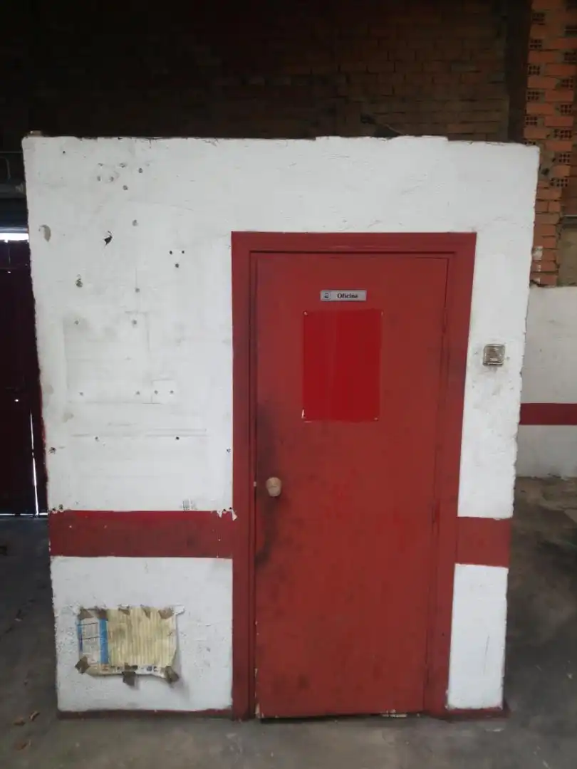 Fabrikhallen zum Verkauf in Perales del Puerto