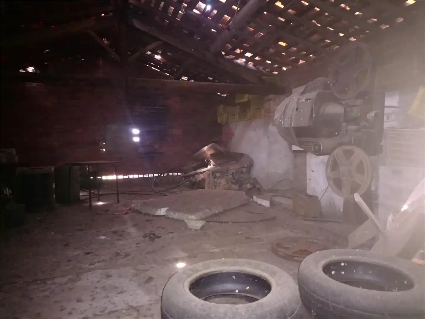 Fabrikhallen zum Verkauf in Perales del Puerto