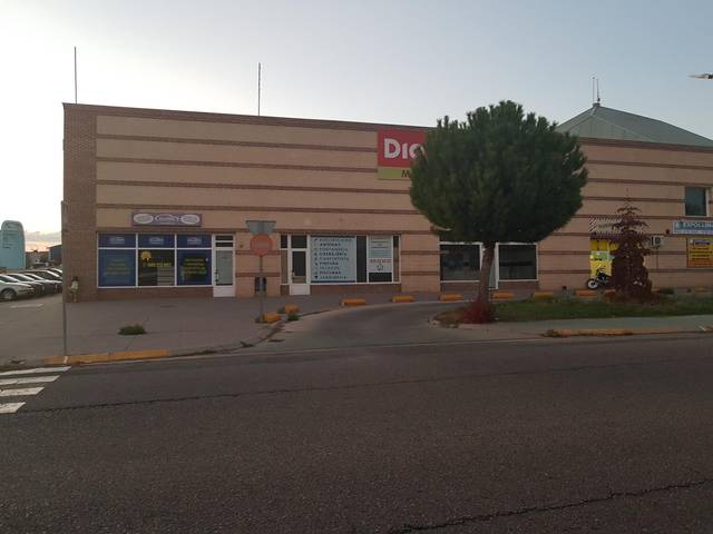 Local comercial en Venta en Villanueva de la Torre