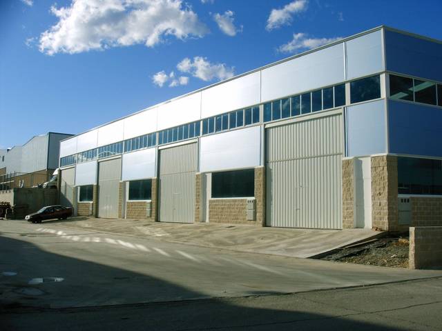 Nave industrial en Venta en Calle Cerrajeros, 2 en Camarma de Esteruelas