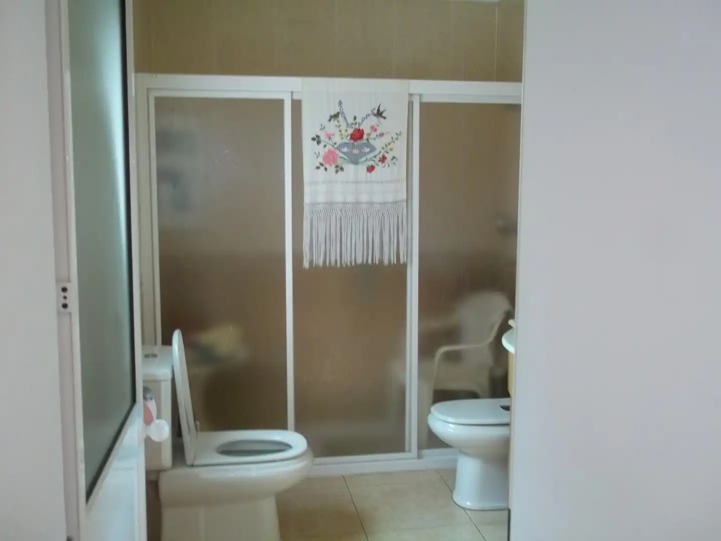 Wohnung zum Verkauf in Calle Plazolete, 42, El Viso Badezimmer von Wohnung zum Verkauf in El Viso mit Terrasse, Abstellraum und Möbliert