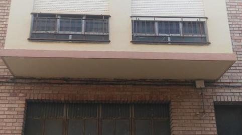 Foto 3 de Casa adosada en venda a Avinguda Lleida, 8, Alfarràs, Lleida