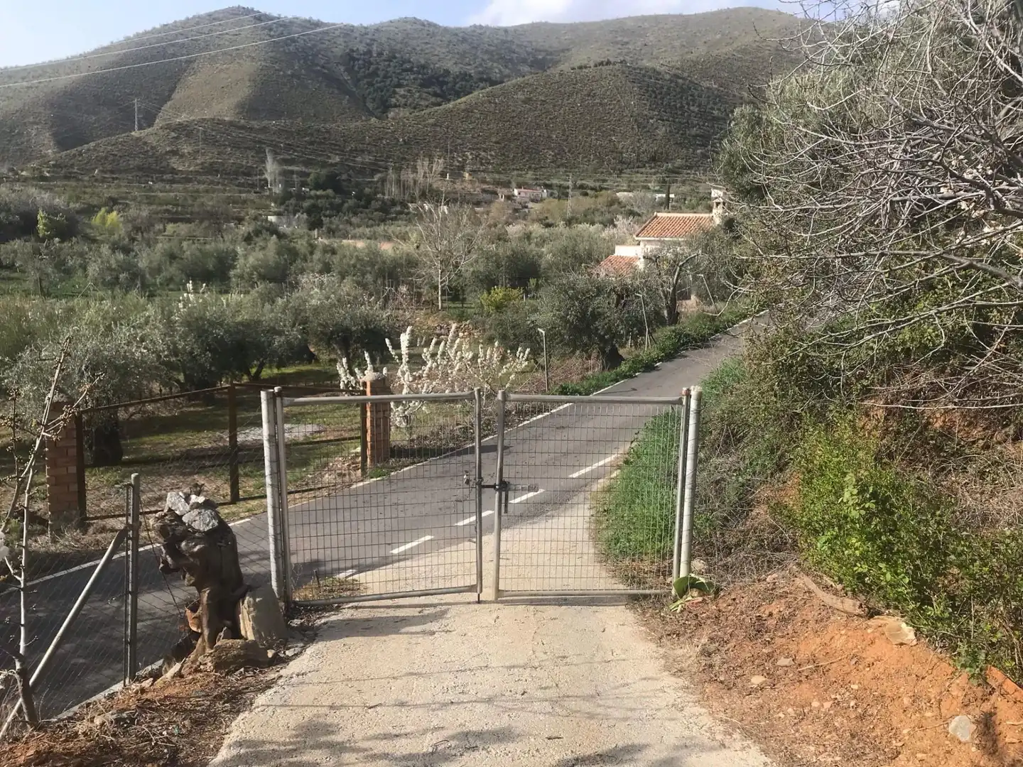 Nicht bebaubares Gelände zum Verkauf in Güejar Sierra Außenansicht von Nicht bebaubares Gelände zum Verkauf in Güejar Sierra