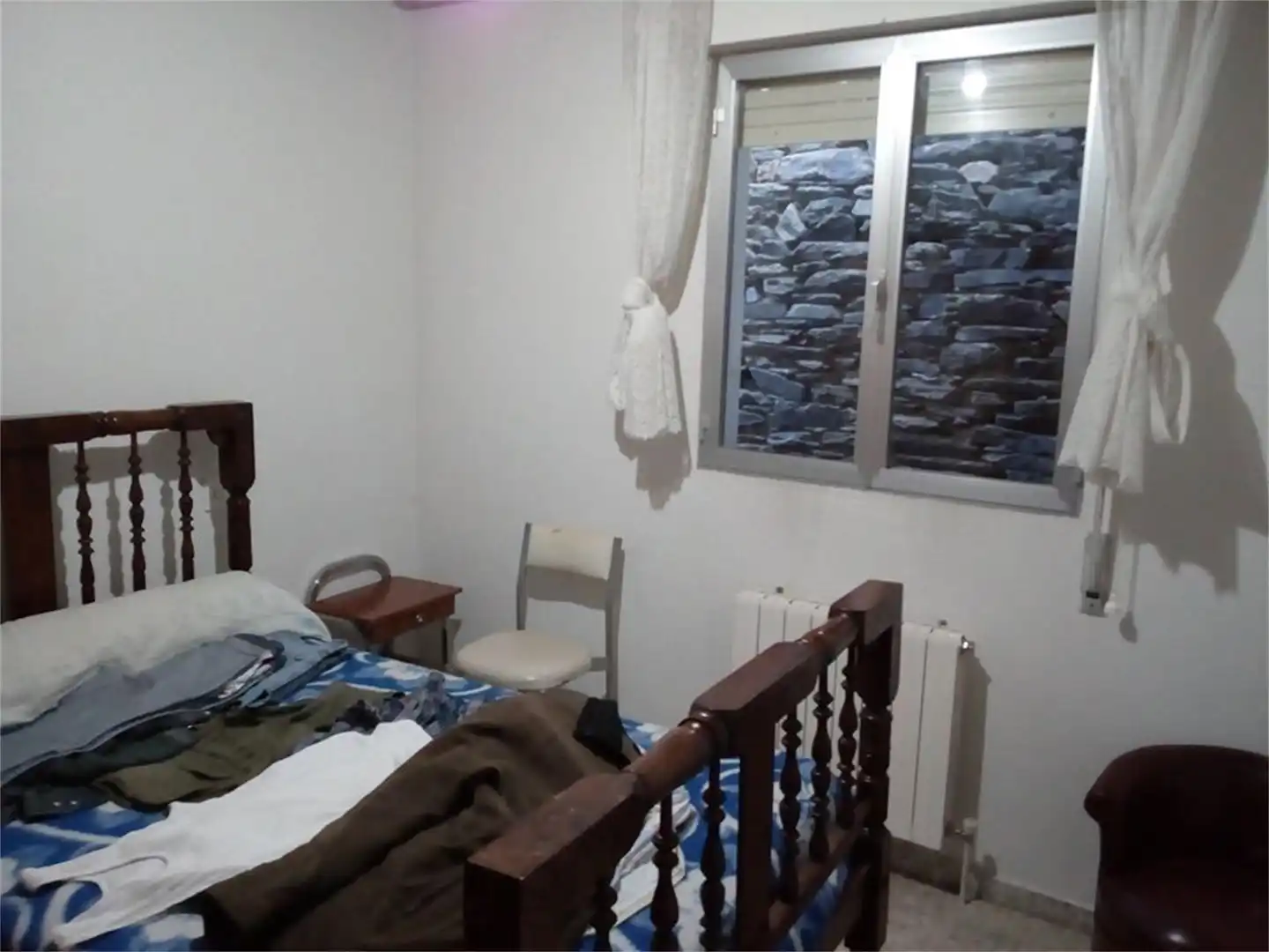 Casa adosada en venta en Lugar Sotillo Cabrera, Benuza Habitación de Casa adosada en venta en Benuza con Calefacción, Amueblado y Horno