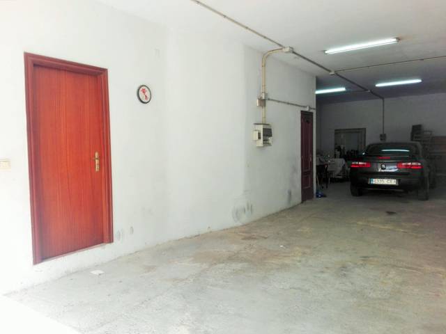 Local comercial en Venta en Avenida de la Constitución, 41 en Centro Ciudad