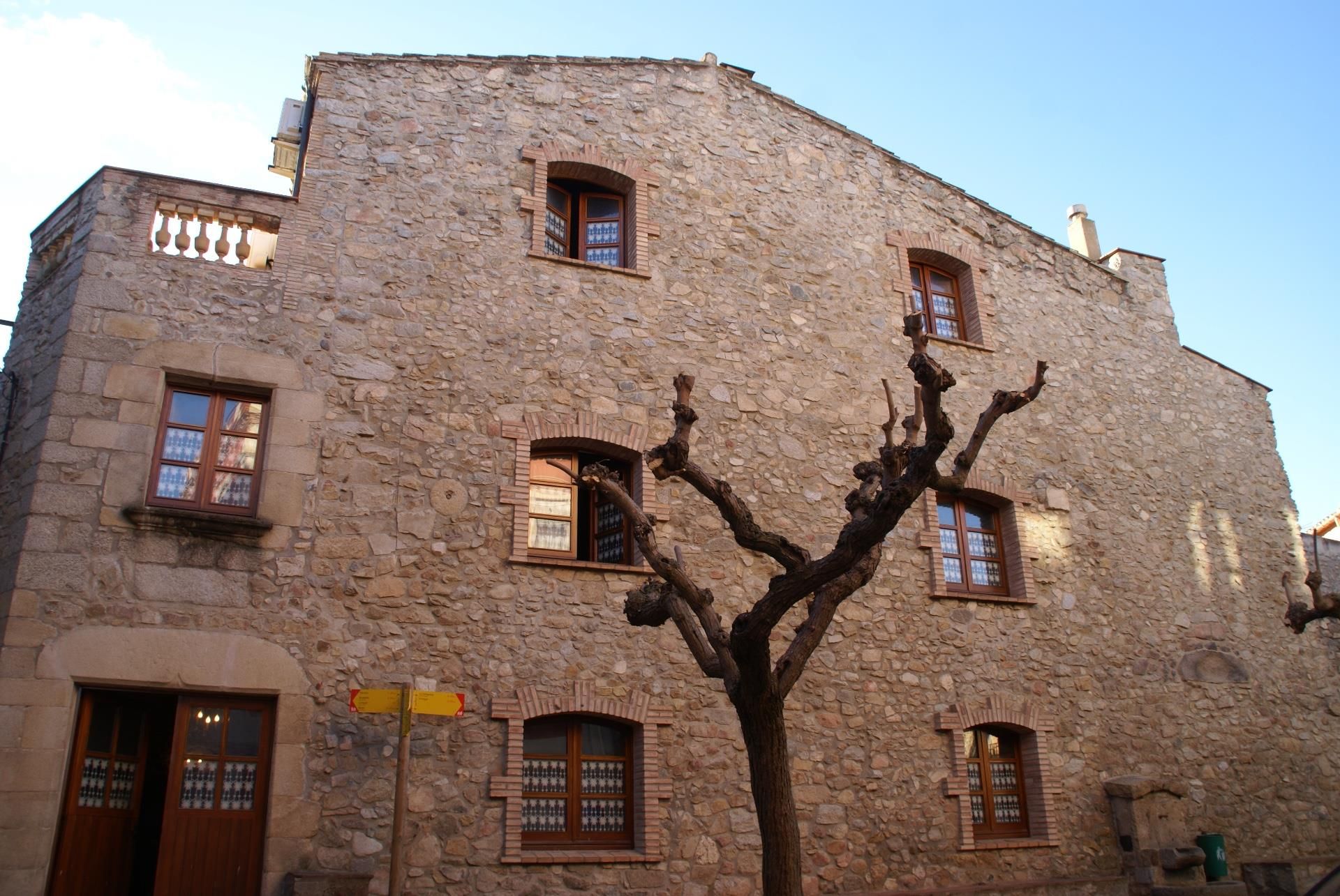 Vista exterior de Finca rústica en venda en Agullana amb Aire condicionat, Calefacció i Terrassa