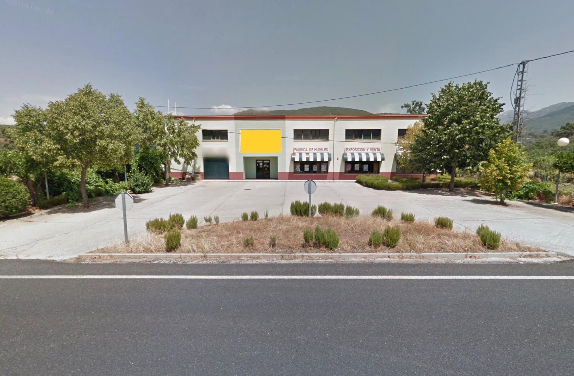 Industrial buildings to rent in Candeleda