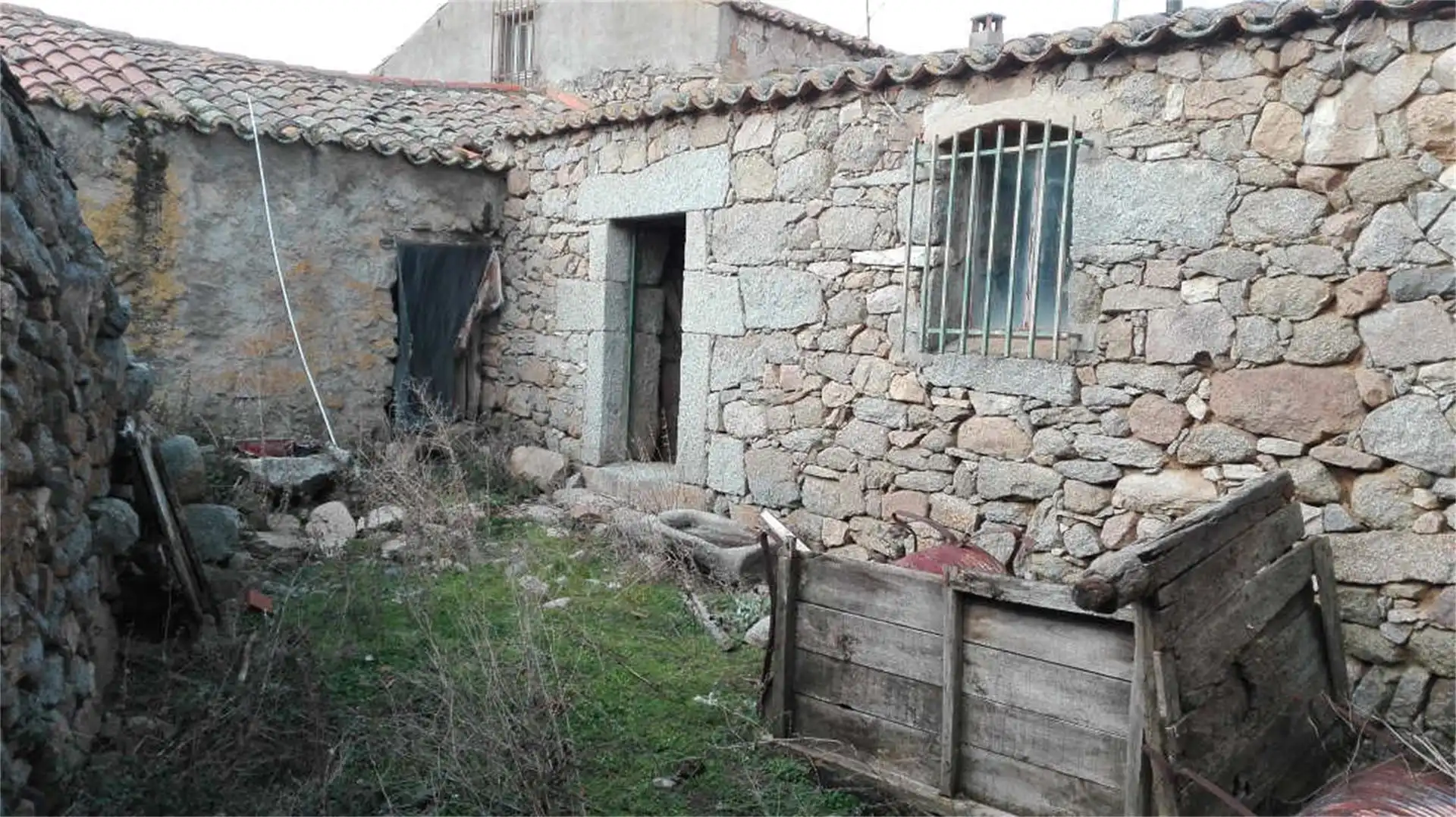 Flat for sale in Barrio de Abajo, 45, Sanchorreja Exterior view of Flat for sale in Sanchorreja with Private garden and Storage room