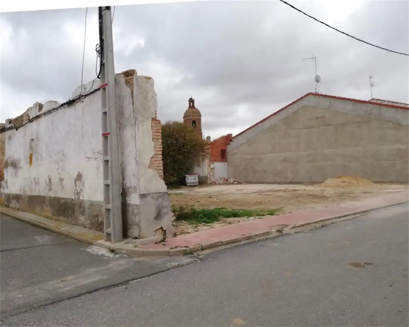 Terreno en venta en Bernuy-Zapardiel