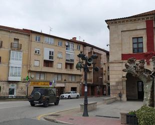 Exterior view of Flat for sale in Villarcayo de Merindad de Castilla la Vieja  with Heating, Storage room and Furnished