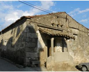 Vista exterior de Casa adosada en venda en Hinojosa de Duero