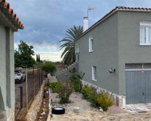 Exterior view of House or chalet for sale in Alcalà de Xivert  with Air Conditioner, Terrace and Swimming Pool