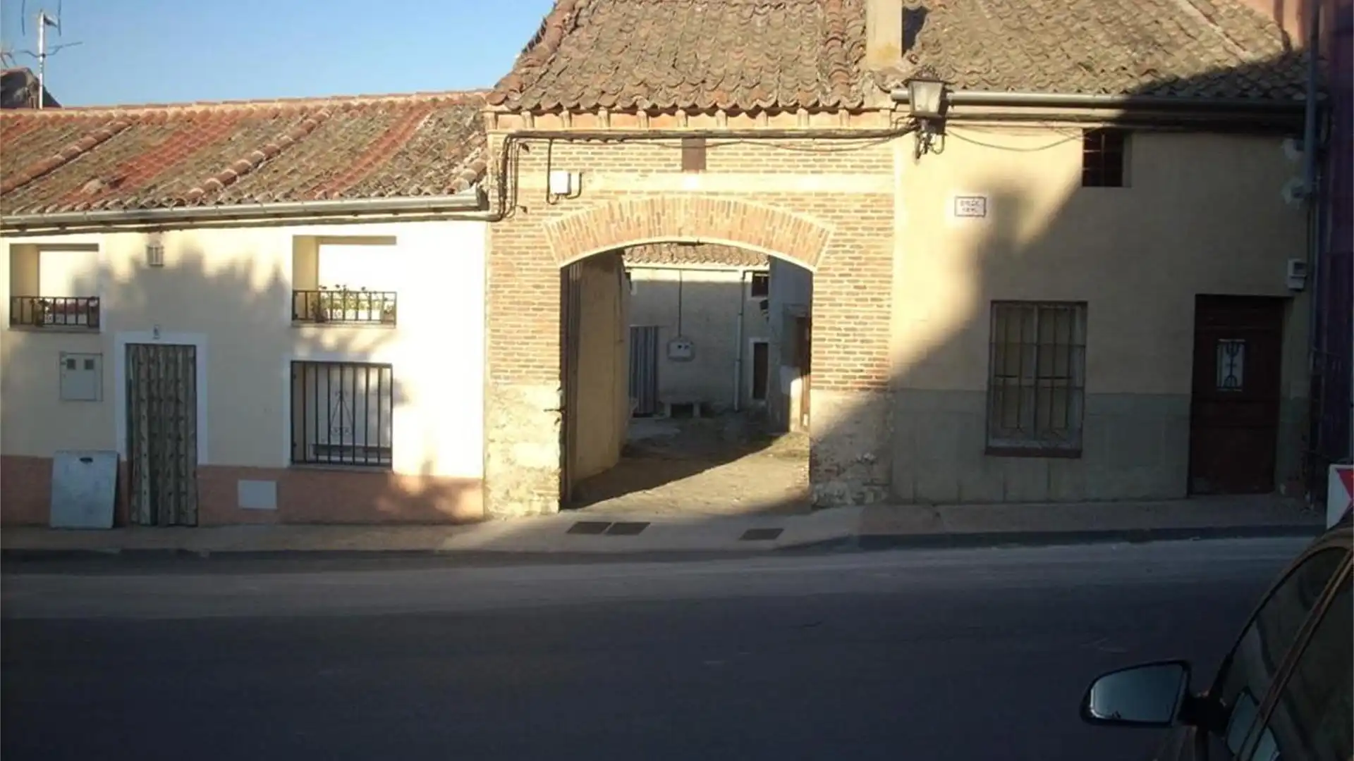 Exterior view of Houses for sale in Marugán