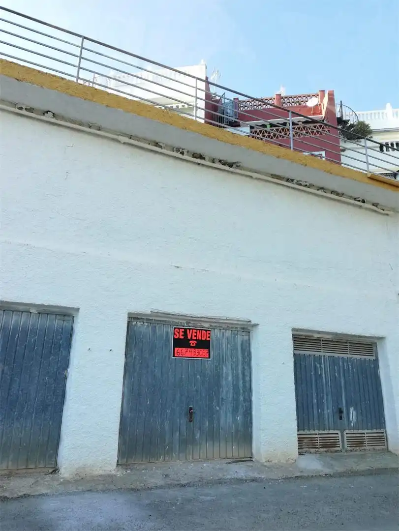 Garaje en venta en Vélez-Málaga