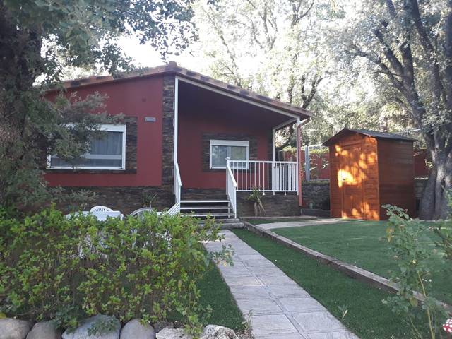 Casa-chalet en Venta en Santa Cilia