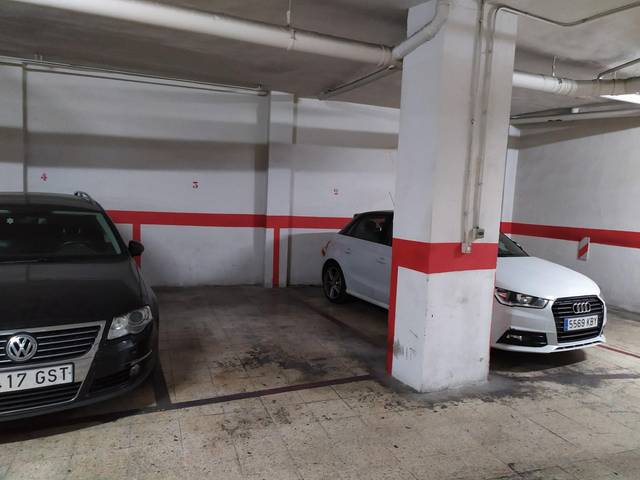 Garaje en Venta en Plaza Trinidad, 2 en Centro - Sagrario