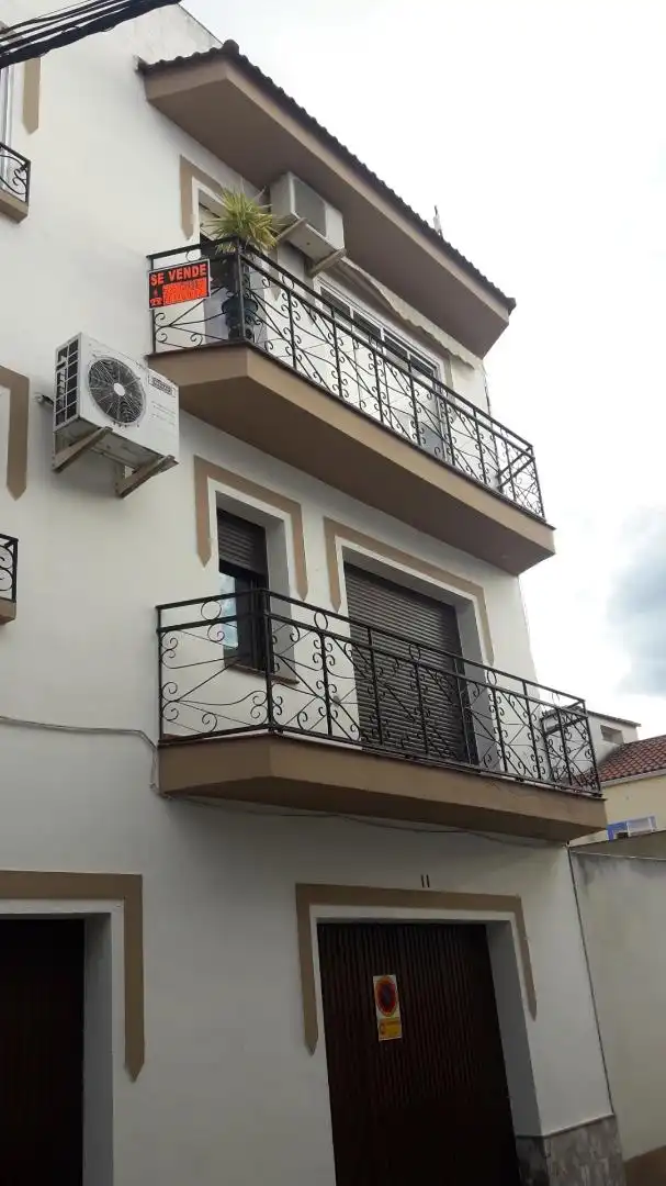 Piso en venta en Calle Santa Ana, 1, Monesterio Terraza de Piso en venta en Monesterio con Aire acondicionado, Calefacción y Terraza