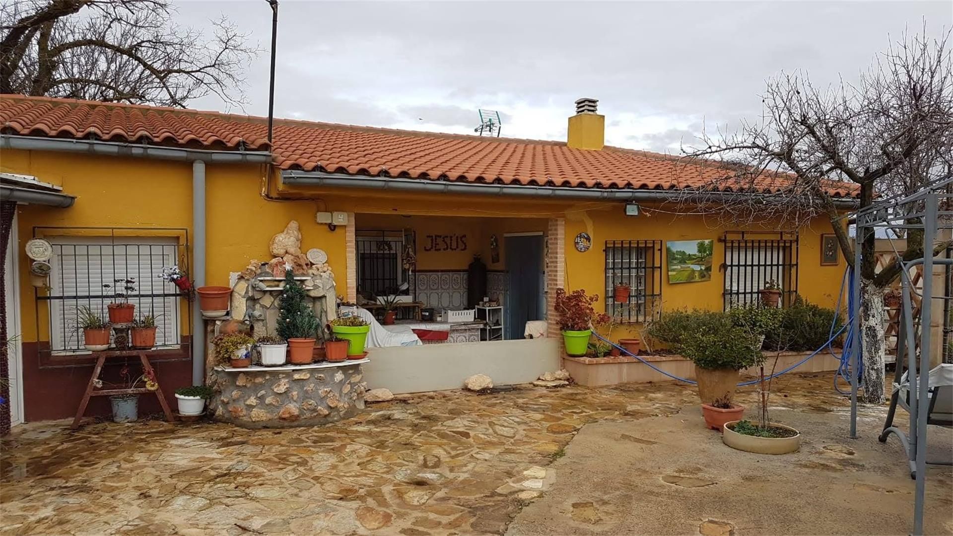 Vista exterior de Finca rústica en venda en Alcázar de San Juan