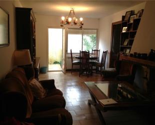 Sala d'estar de Casa adosada en venda en Torrecilla de Alcañiz amb Terrassa