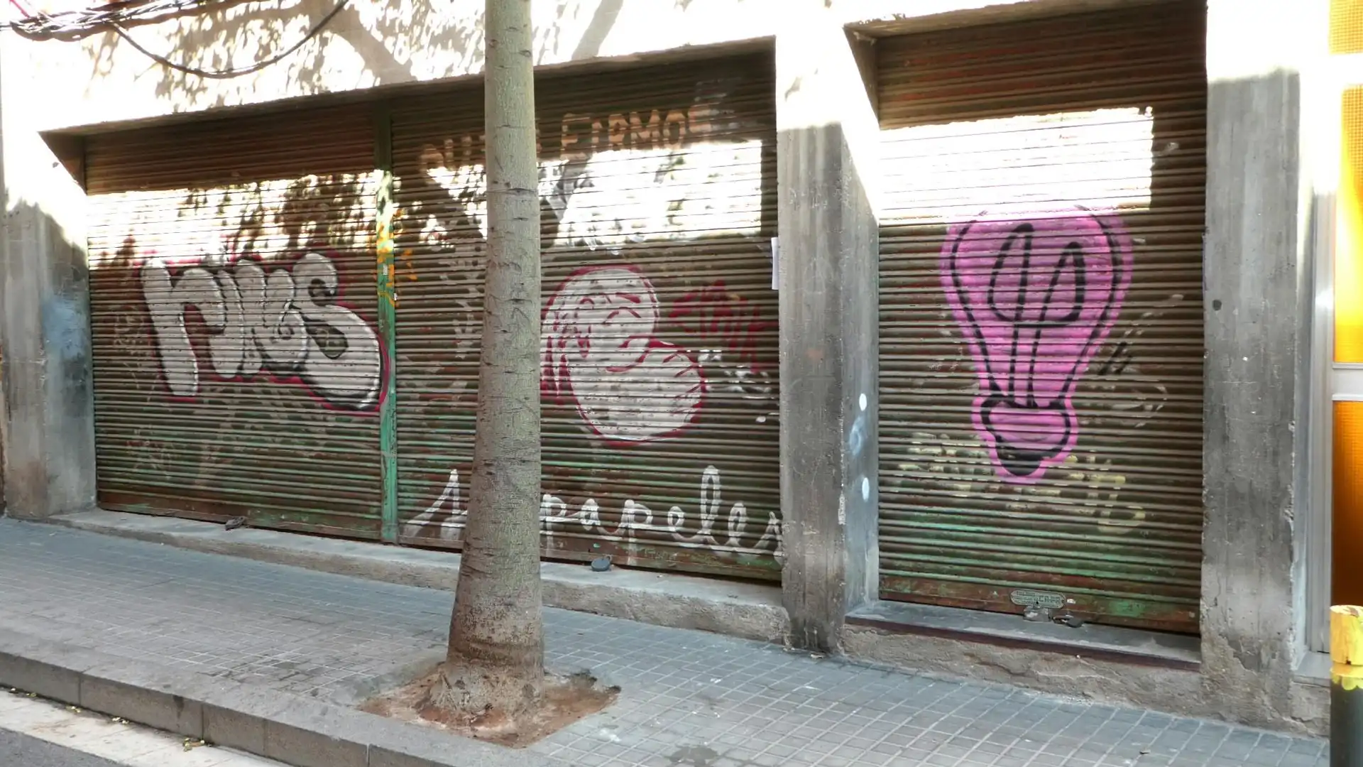 Vista exterior de Local de alquiler en  Barcelona Capital