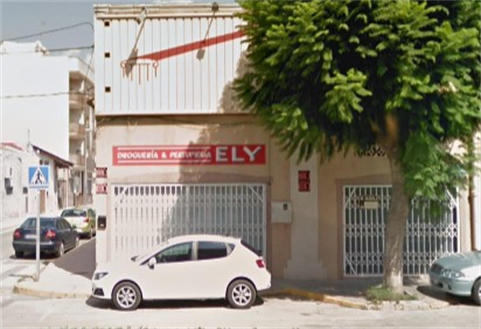 Vista exterior de Nau industrial de lloguer en Albatera amb Aire condicionat i Calefacció