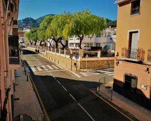 Vista exterior de Casa adosada en venda en Palma de Gandia amb Terrassa i Balcó