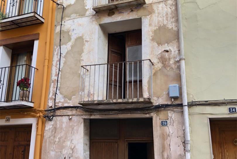 Foto 1 de Casa adosada en venta en Calle Valencia, Segorbe, Castellón