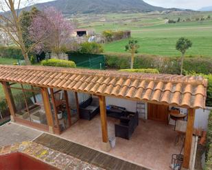 Terrassa de Casa o xalet en venda en Miranda de Ebro amb Calefacció, Jardí privat i Parquet