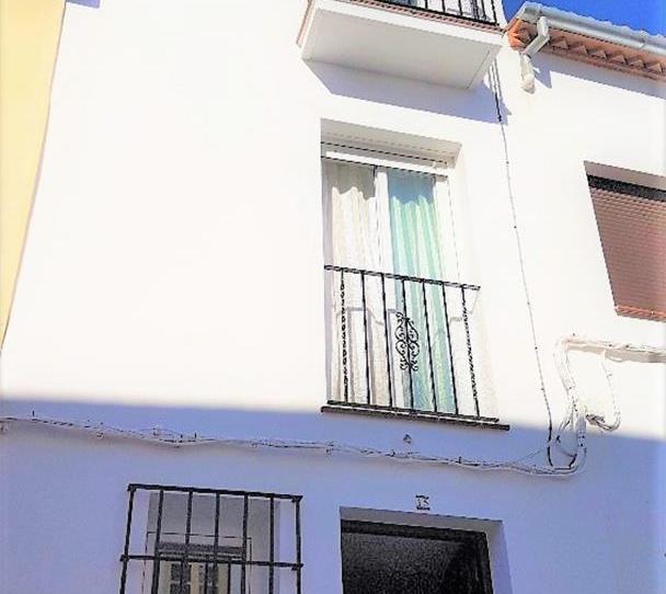Foto 1 de Casa adosada en venda a Calle Majuelo, 15, Arriate, Málaga