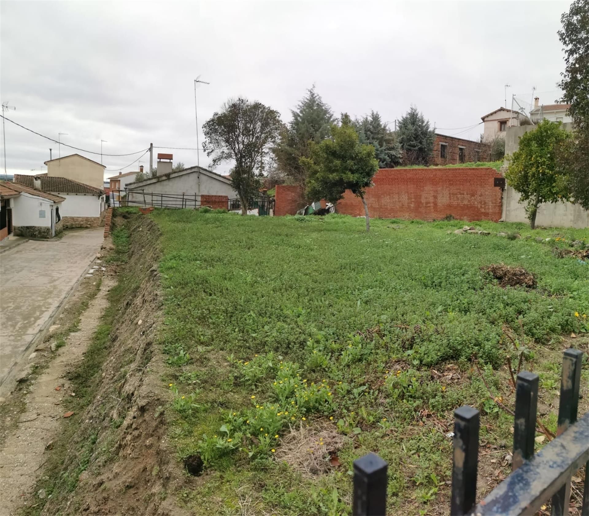 Constructible Land for sale in Garciotum