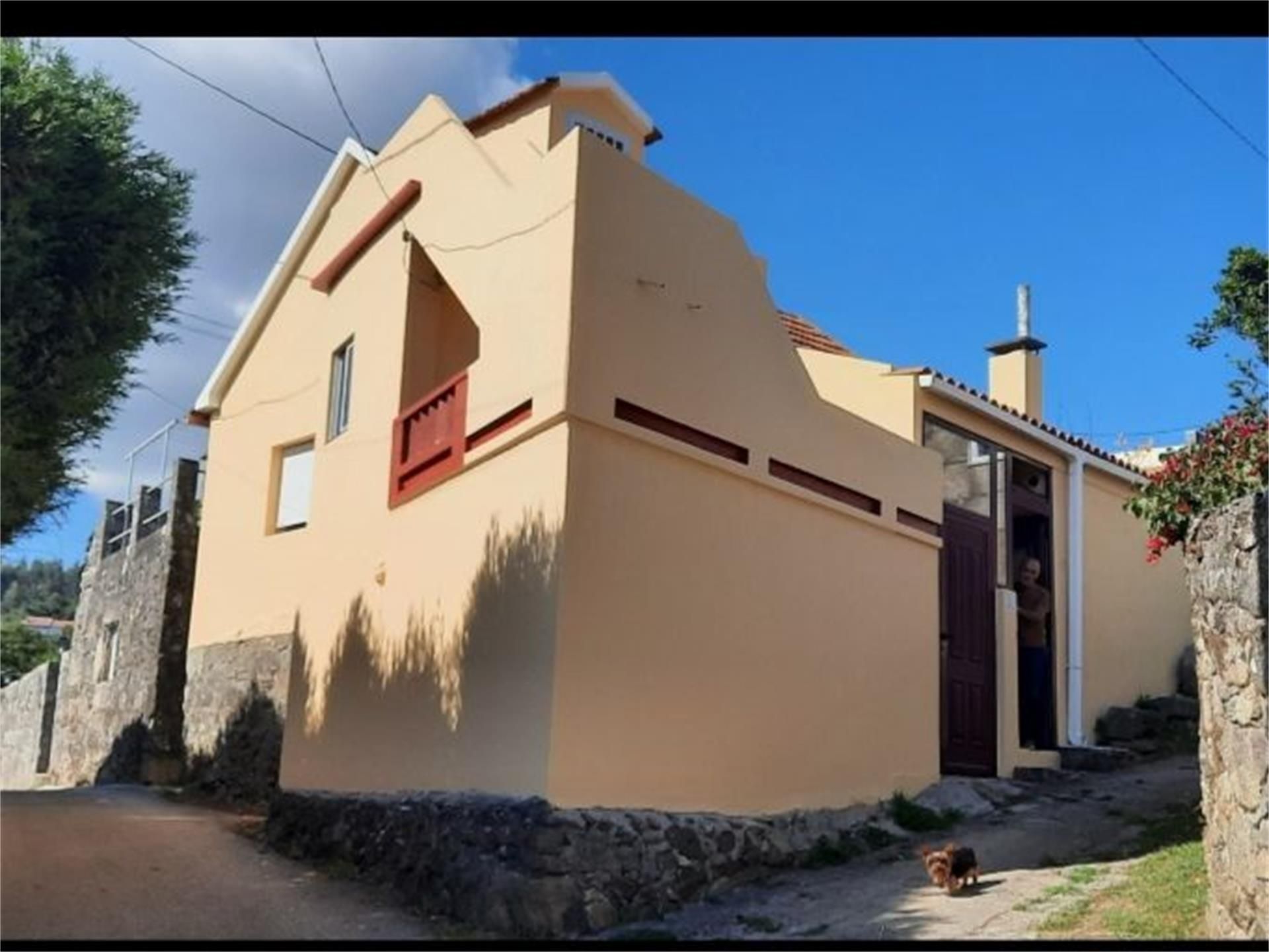 Vista exterior de Finca rústica en venda en Sanxenxo amb Parquet, Terrassa i Traster