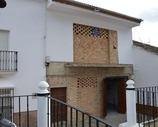 Vista exterior de Casa adosada en venda en Algodonales amb Terrassa i Balcó