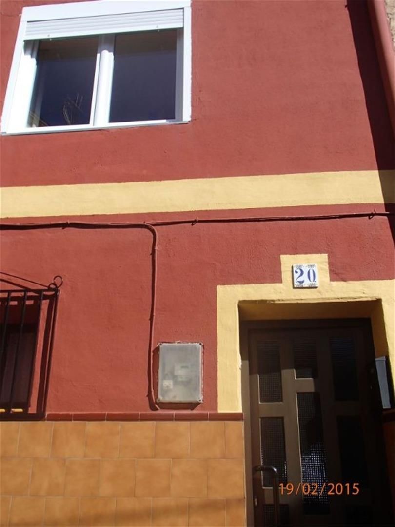 Vista exterior de Pis en venda en Navarrete amb Terrassa