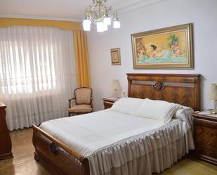 Bedroom of Flat for sale in Salamanca Capital  with Balcony