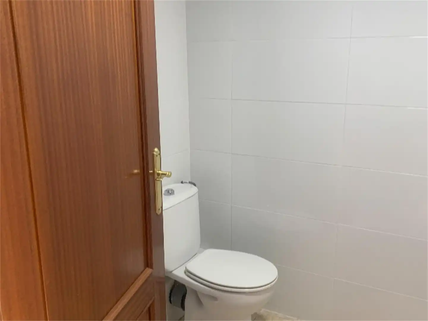 Baño de Oficina de alquiler en Córdoba